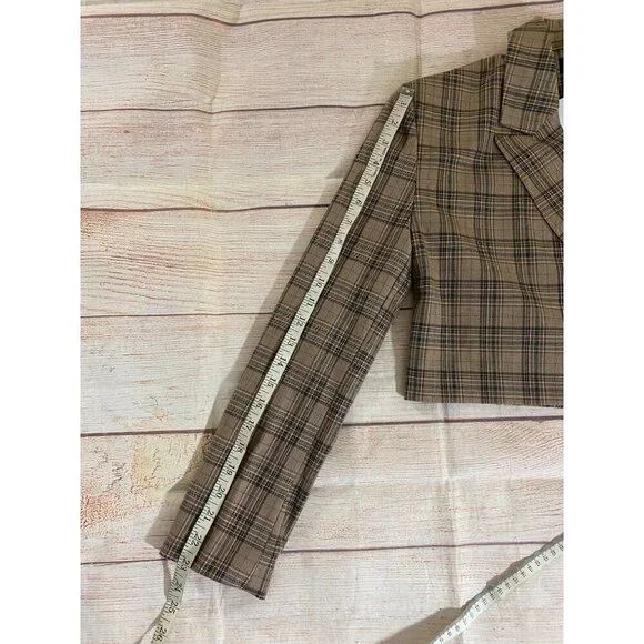 NWT Lea & Viola Women's Brown Plaid Long Sleeve Crop Blazer - Small - Picture 9 of 14